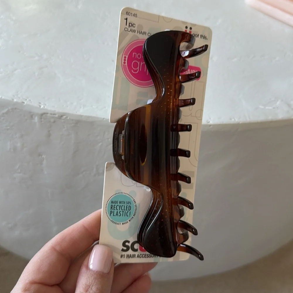 NEW- Scunci No Slip Grip Hair Clip